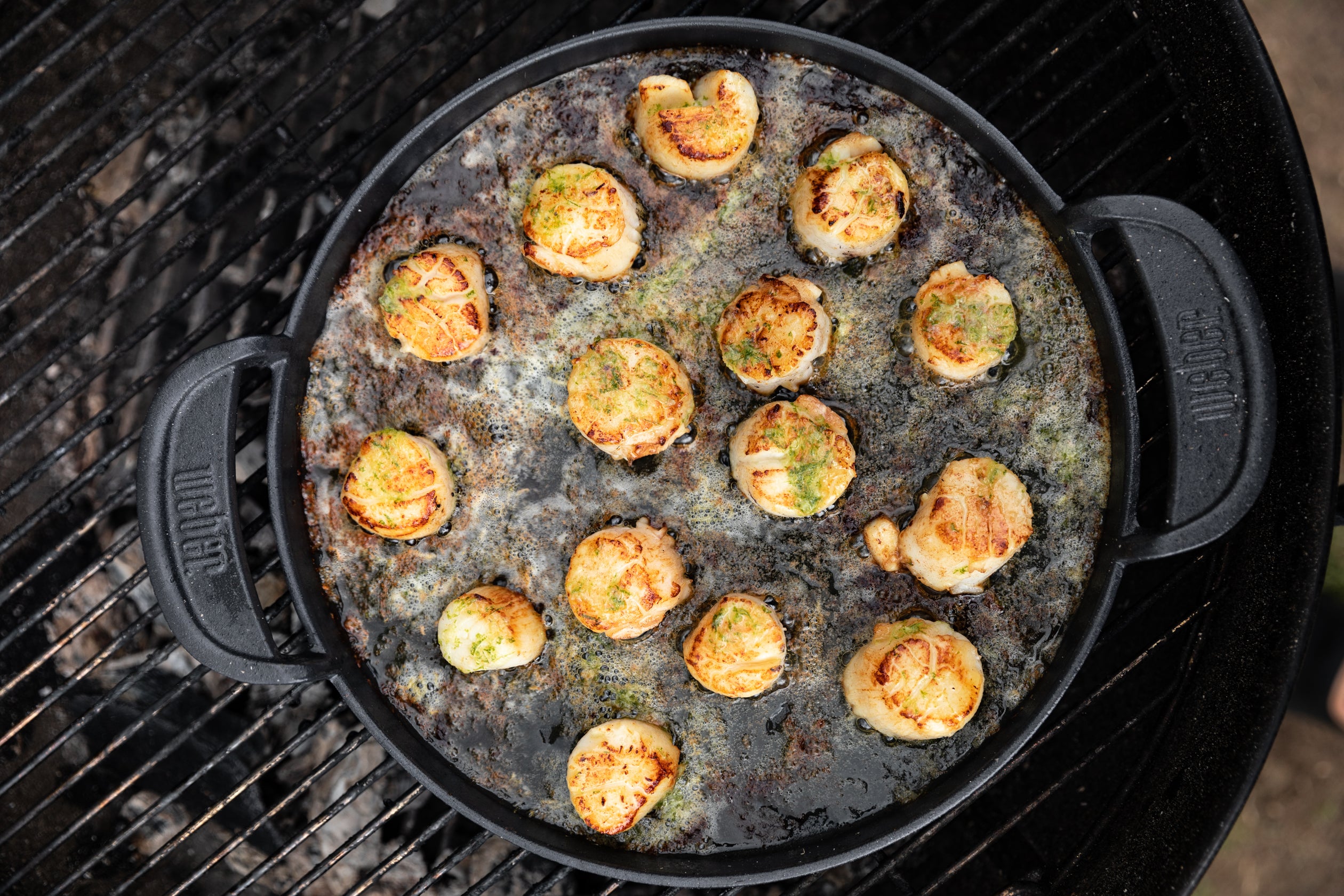 Cast Iron Scallop Grill And Serving Pan